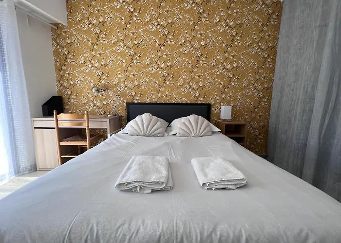 公寓 Le Cosy Rionde : 6 Prs, 2 Ch, Parking, Clim 昂蒂布