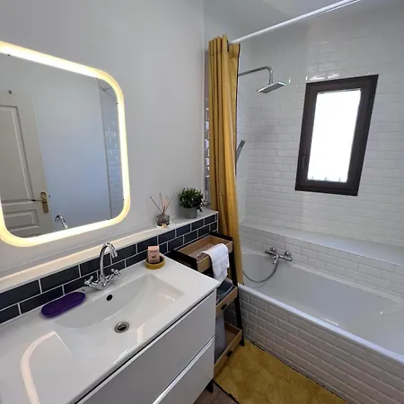 Apartamento Le Cosy Rionde : 6 Prs, 2 Ch, Parking, Clim Antibes